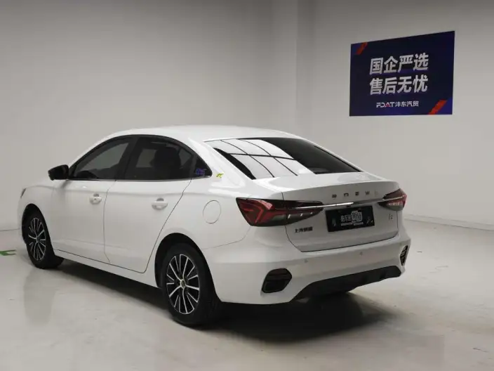 Roewe i5 2021 Model 1.5L CVT Diamond Edition – фото 5