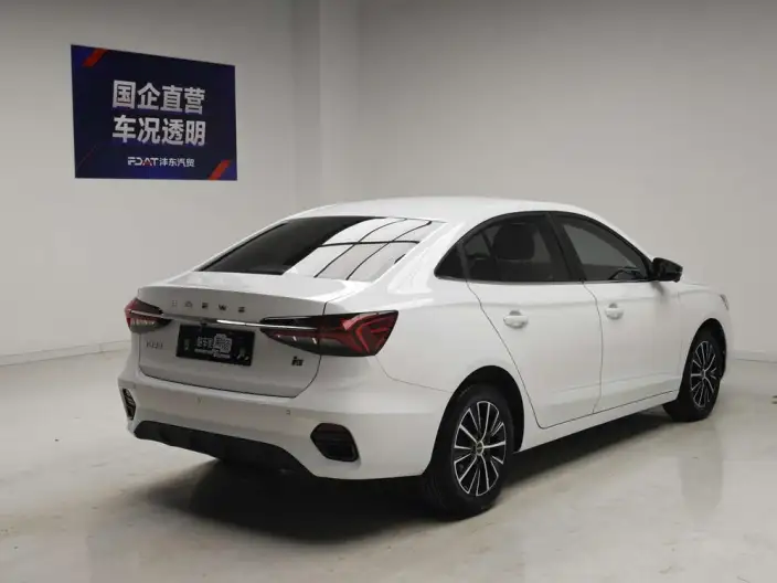 Roewe i5 2021 Model 1.5L CVT Diamond Edition – фото 7