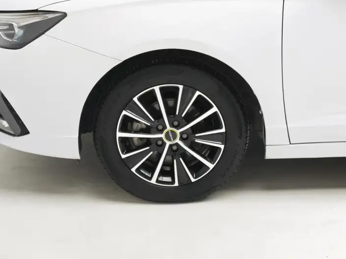 Roewe i5 2021 Model 1.5L CVT Diamond Edition – фото 9