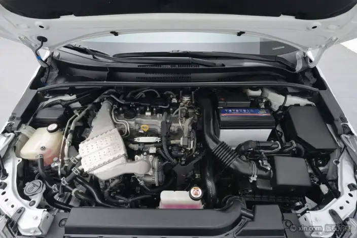Toyota Levin 2021 Model 185T CVT Deluxe Edition – фото 5