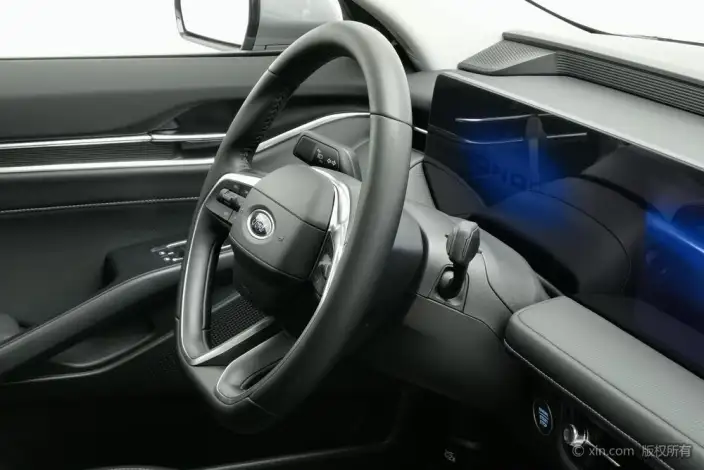 Ford Mondeo 2025 Model 1.5T E- Hybrid Luxury Model – фото 8