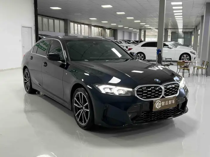 BMW 3 Series 2023 Model 325Li M Sports Set – фото 3