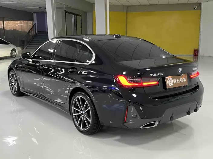 BMW 3 Series 2023 Model 325Li M Sports Set – фото 4