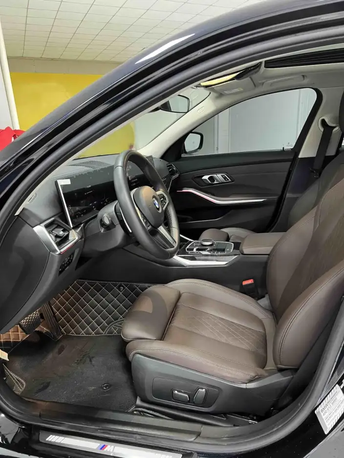 BMW 3 Series 2023 Model 325Li M Sports Set – фото 8