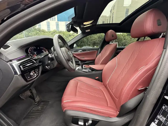 BMW 5 Series 2022 Model Facelift II 525Li M Sports Set – фото 8