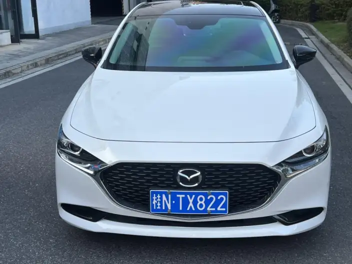 Mazda3 Axela 2021 Model 2.0L Automatic Zhi Ya Edition – фото 2