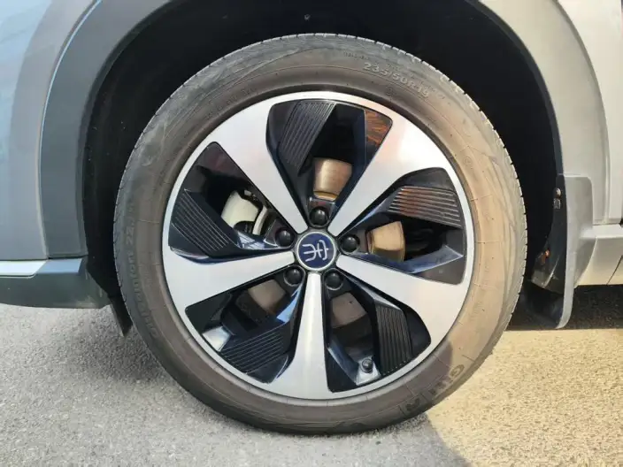 BYD Song PLUS DM 2021 Model DM-i 110KM 2WD Flagship PLUS 5G Edition – фото 9
