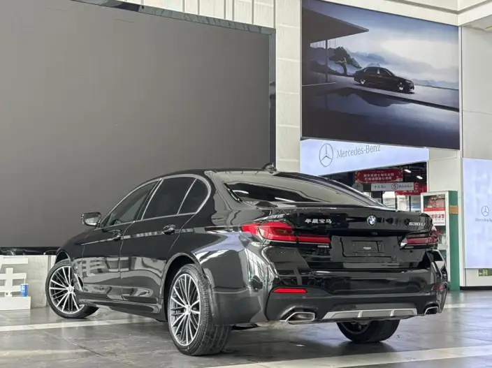 BMW 5 Series 2022 Model Facelift 530Li Leading Model M Sports Set – фото 5