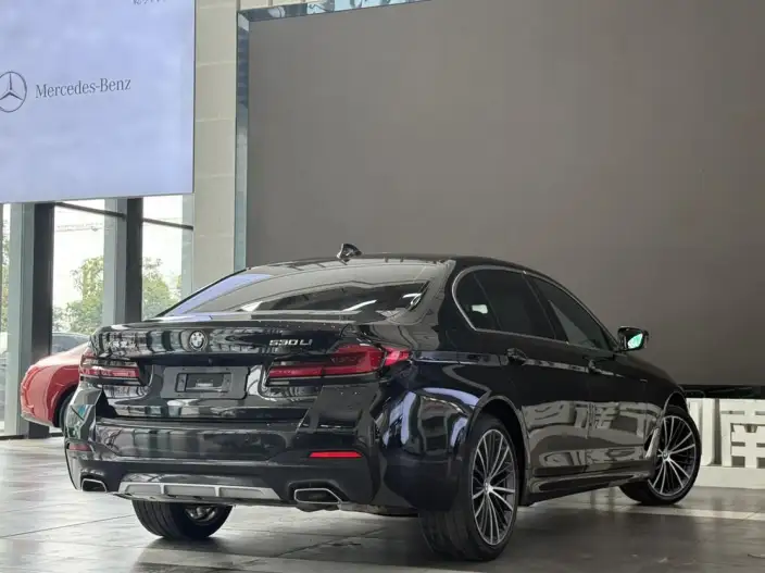 BMW 5 Series 2022 Model Facelift 530Li Leading Model M Sports Set – фото 7