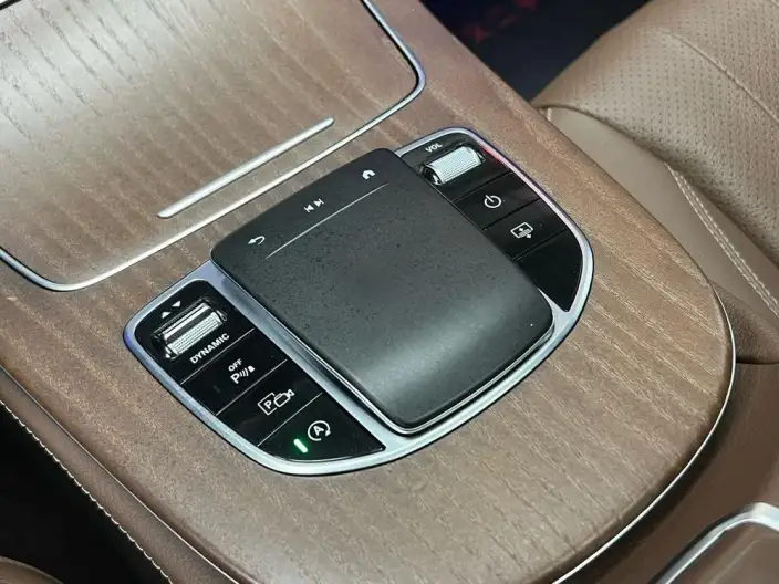 Mercedes-Benz E-Class 2023 Model E 300 L Luxury Model sedan – фото 10
