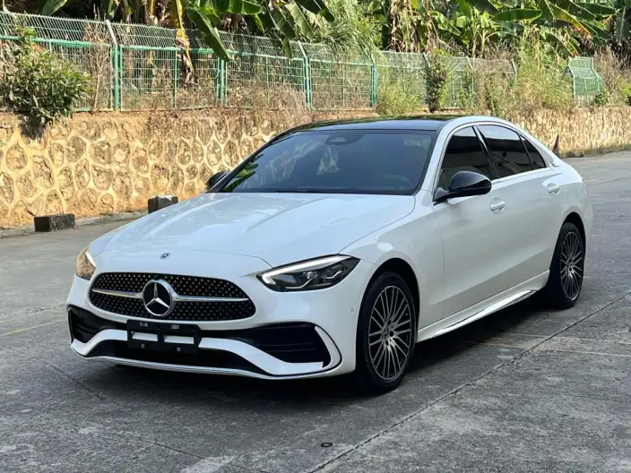 Mercedes-Benz C-Class 2024 Model C 260 L Sports Edition – фото 1