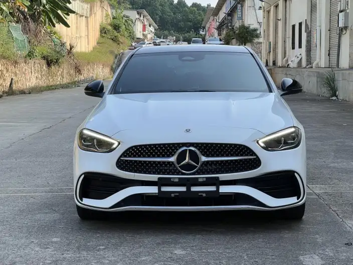 Mercedes-Benz C-Class 2024 Model C 260 L Sports Edition – фото 2