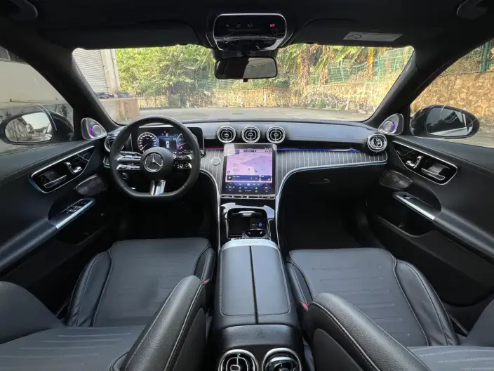 Mercedes-Benz C-Class 2024 Model C 260 L Sports Edition – фото 6