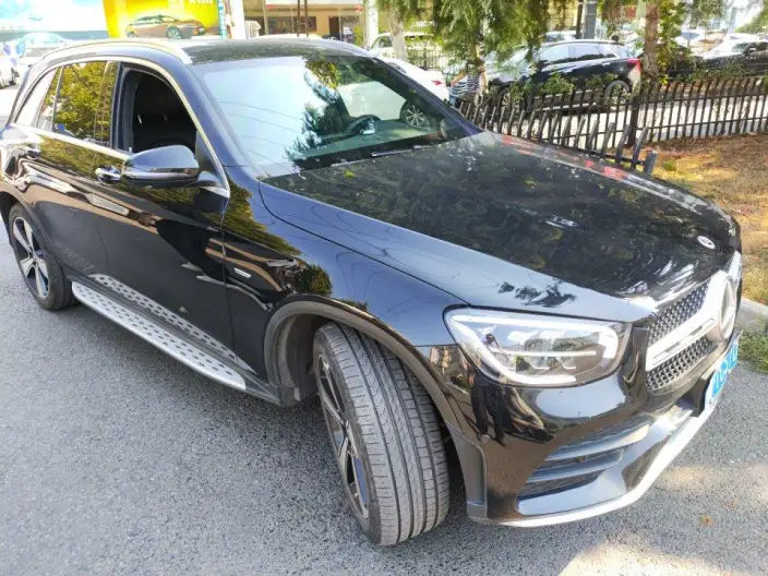 Mercedes-Benz GLC 2022 Model GLC 300 L 4MATIC Dynamic Model Collector Edition – фото 2