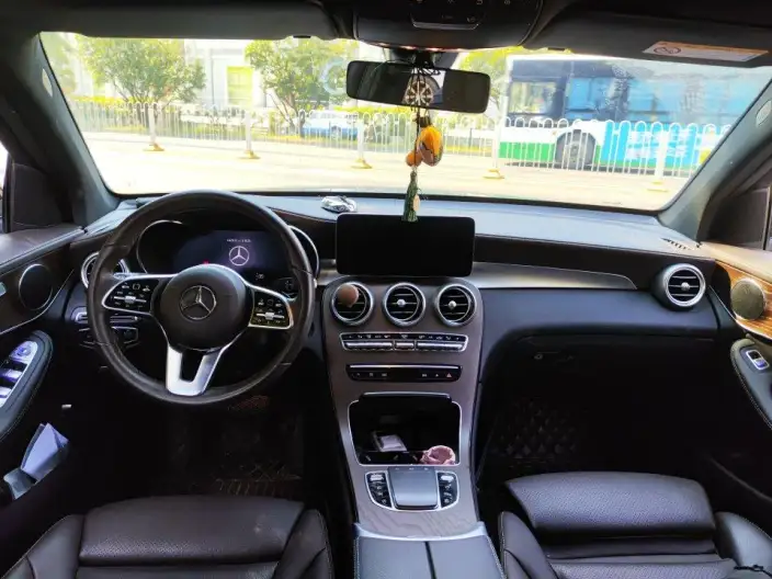 Mercedes-Benz GLC 2022 Model GLC 300 L 4MATIC Dynamic Model Collector Edition – фото 7