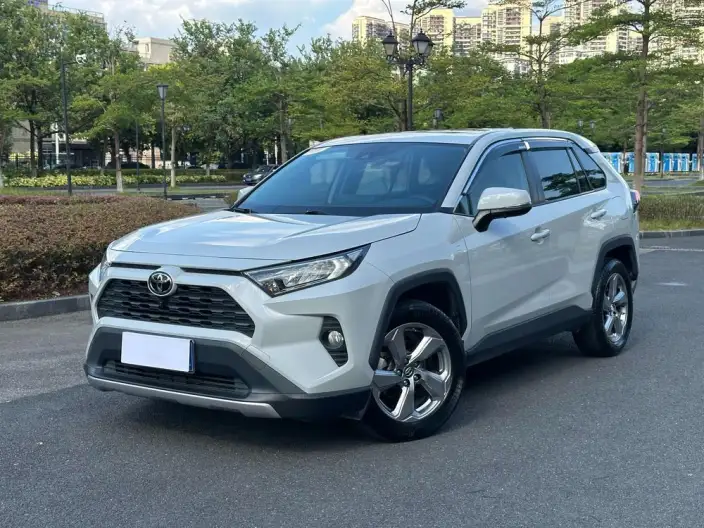 Toyota RAV4 2022 Model 2.0L CVT 2WD Fashion edition – фото 1