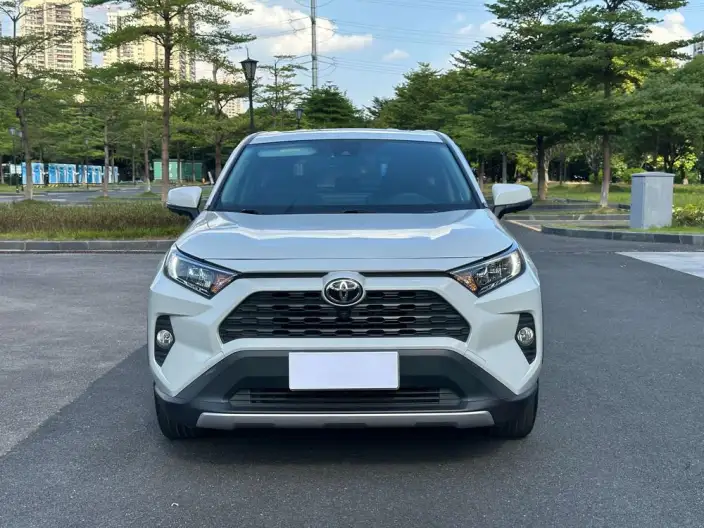 Toyota RAV4 2022 Model 2.0L CVT 2WD Fashion edition – фото 2
