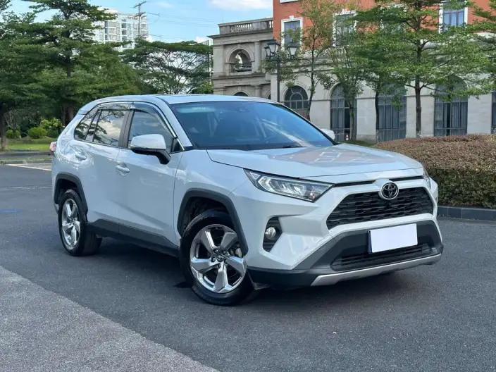 Toyota RAV4 2022 Model 2.0L CVT 2WD Fashion edition – фото 3