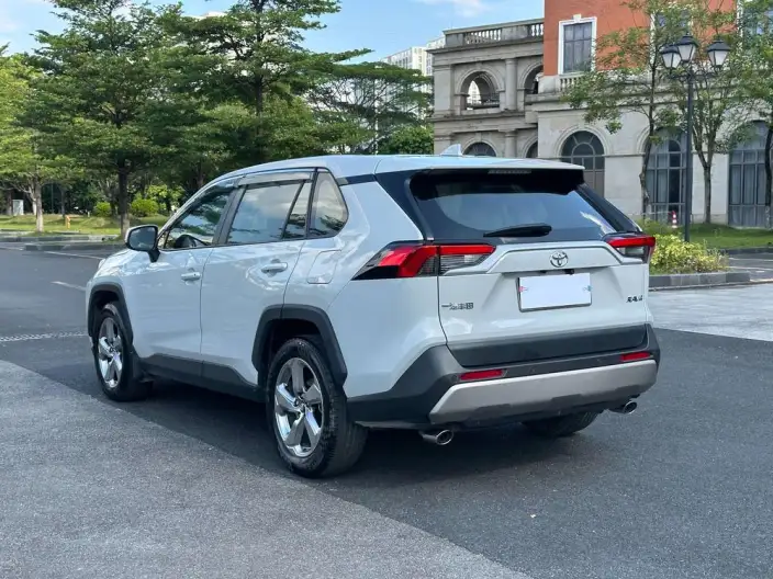 Toyota RAV4 2022 Model 2.0L CVT 2WD Fashion edition – фото 5
