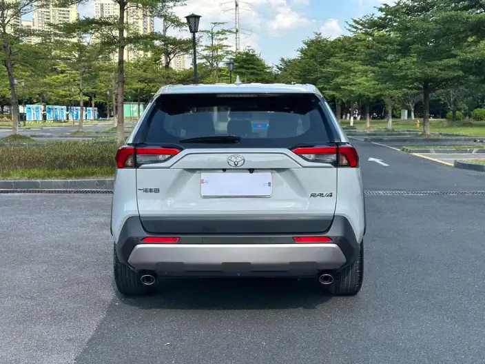 Toyota RAV4 2022 Model 2.0L CVT 2WD Fashion edition – фото 6