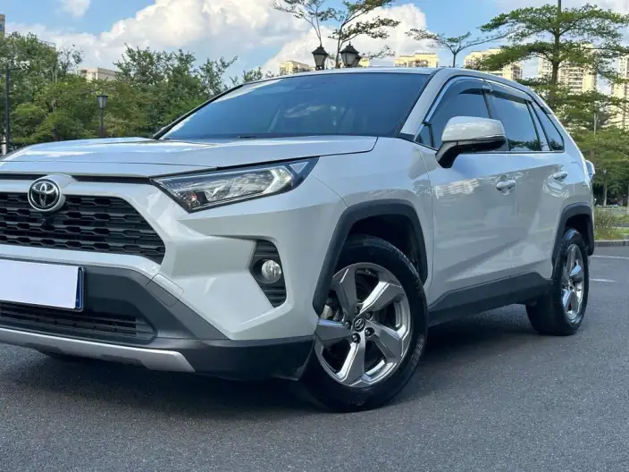 Toyota RAV4 2022 Model 2.0L CVT 2WD Fashion edition – фото 10