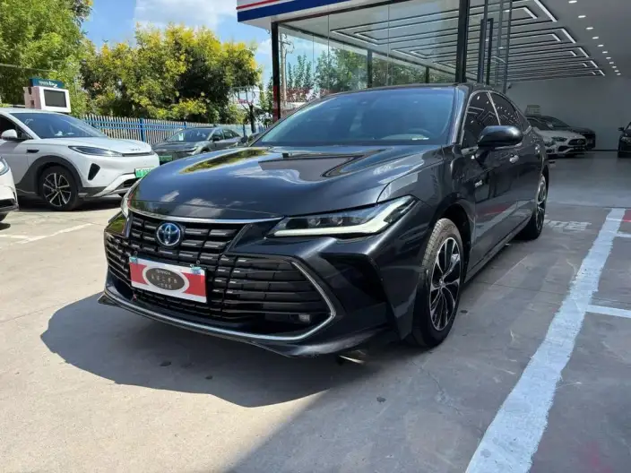 Toyota Avalon 2022 Model Hybrid 2.5L Deluxe Edition – фото 1