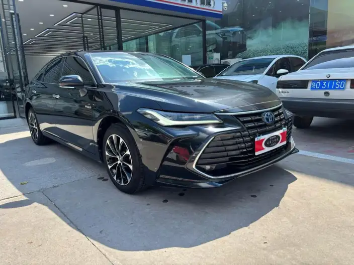Toyota Avalon 2022 Model Hybrid 2.5L Deluxe Edition – фото 3