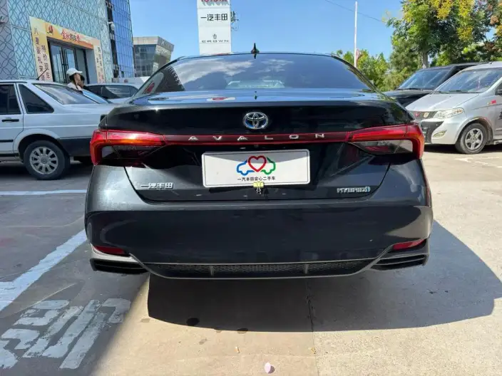 Toyota Avalon 2022 Model Hybrid 2.5L Deluxe Edition – фото 5