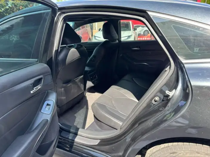 Toyota Avalon 2022 Model Hybrid 2.5L Deluxe Edition – фото 9