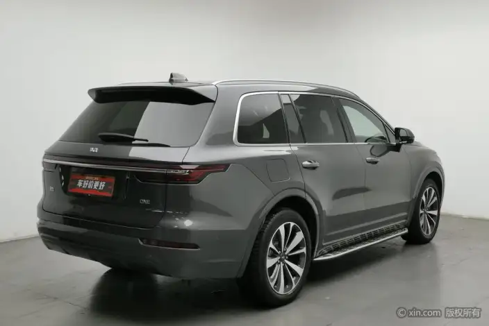 Li Auto ONE 2021 Model Extended Range 6 seat Edition – фото 3