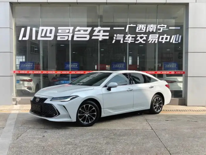 Toyota Avalon 2022 Model 2.5L Deluxe Edition – фото 1