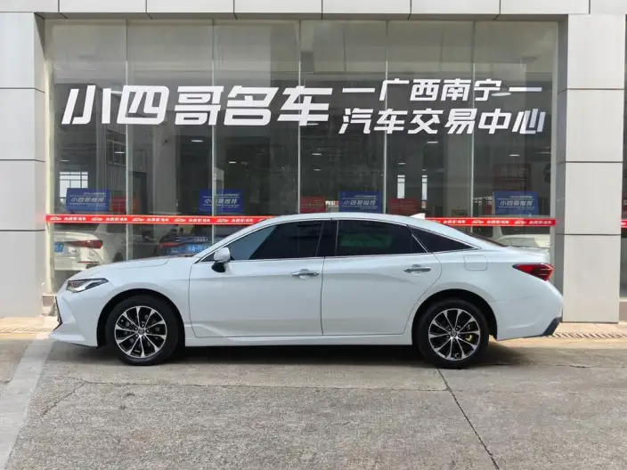 Toyota Avalon 2022 Model 2.5L Deluxe Edition – фото 3