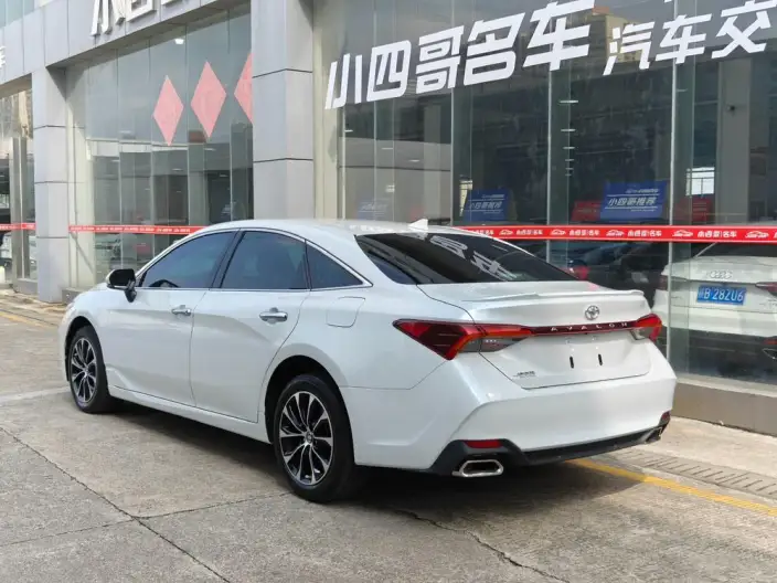 Toyota Avalon 2022 Model 2.5L Deluxe Edition – фото 4