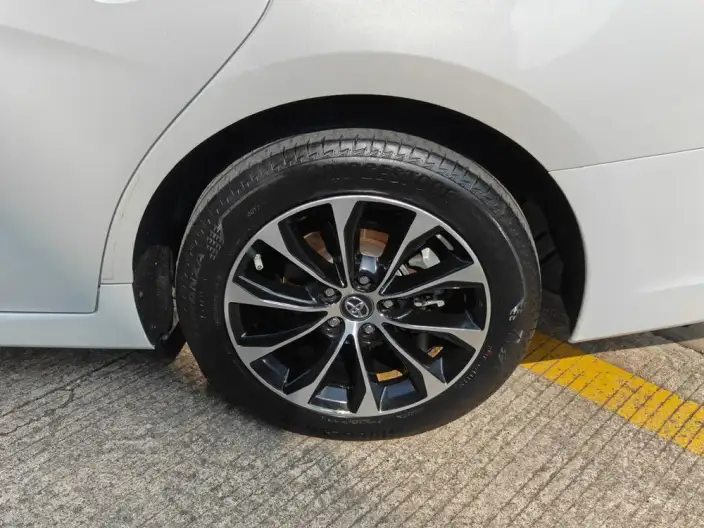 Toyota Avalon 2022 Model 2.5L Deluxe Edition – фото 6