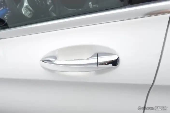 Mercedes-Benz C-Class 2021 Model C 260 L Sports Edition – фото 9