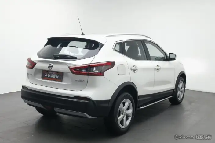 Nissan Qashqai 2022 Model 2.0L XV Smart Edition – фото 4