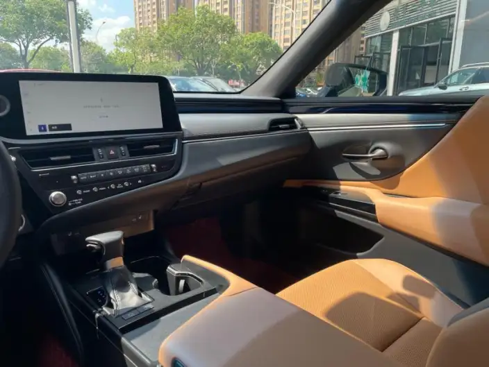 Lexus ES 2022 Model 200 Superior Edition – фото 9