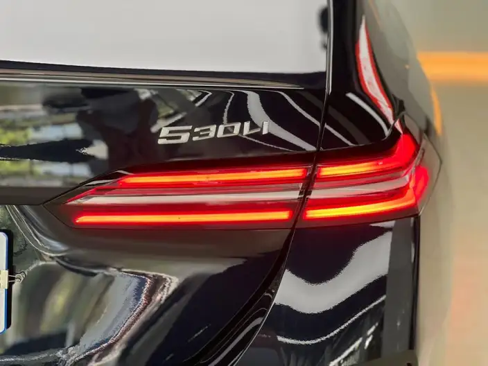 BMW 5 Series 2025 Model 530Li Exclusive Model Luxury Set – фото 8