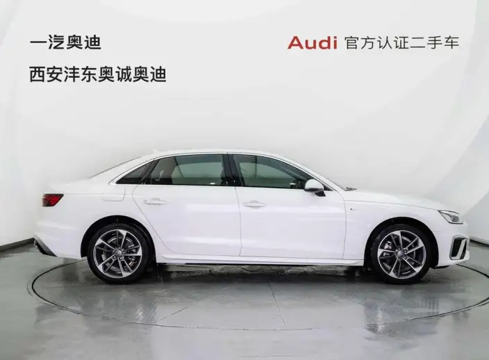 Audi A4 L 2020 Model 40 TFSI Fashion Dynamic Model – фото 5