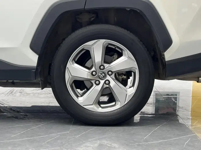 Toyota RAV4 2020 Model 2.0L CVT 2WD Fashion Plus Edition – фото 9