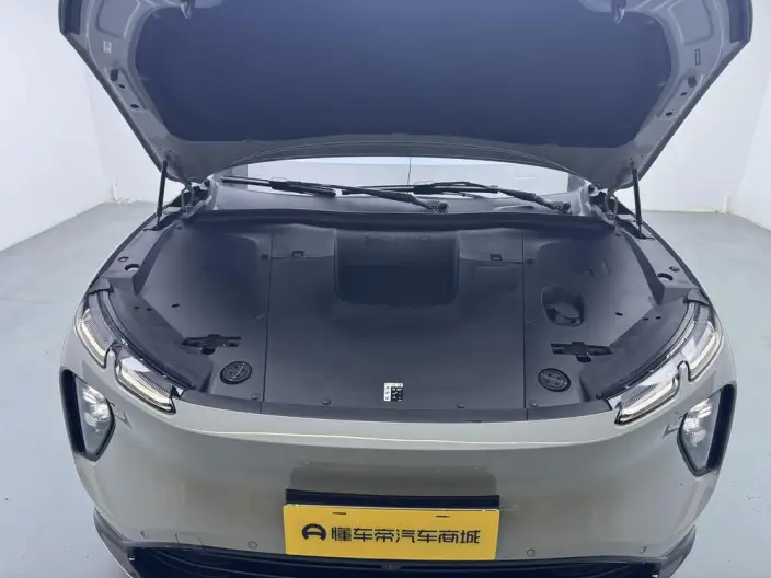 NIO EC6 2024 Model 75kWh – фото 10
