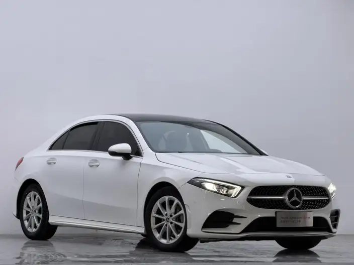 Mercedes-Benz A-class 2020 Model Facelift A 200 L Sports sedan Dynamic Model – фото 8