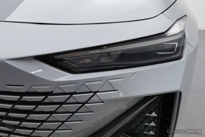 Changan UNI-V 2022 Model 1.5T Noble Model – фото 7