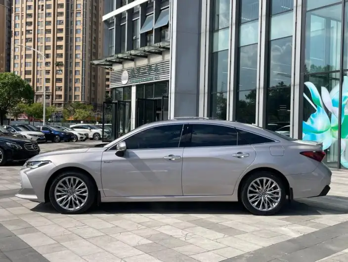 Toyota Avalon 2024 Model Intelligent Hybrid 2.0L E-CVT Deluxe Edition – фото 4