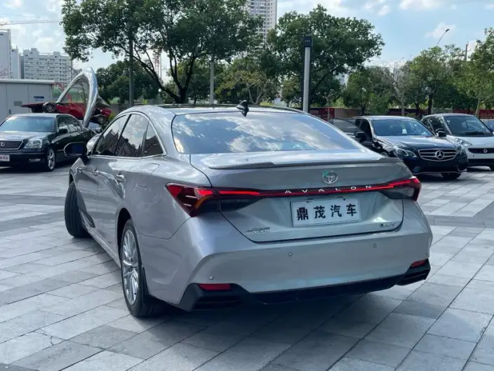 Toyota Avalon 2024 Model Intelligent Hybrid 2.0L E-CVT Deluxe Edition – фото 5