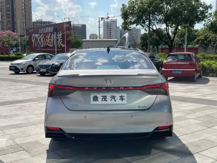 Toyota Avalon 2024 Model Intelligent Hybrid 2.0L E-CVT Deluxe Edition – фото 6