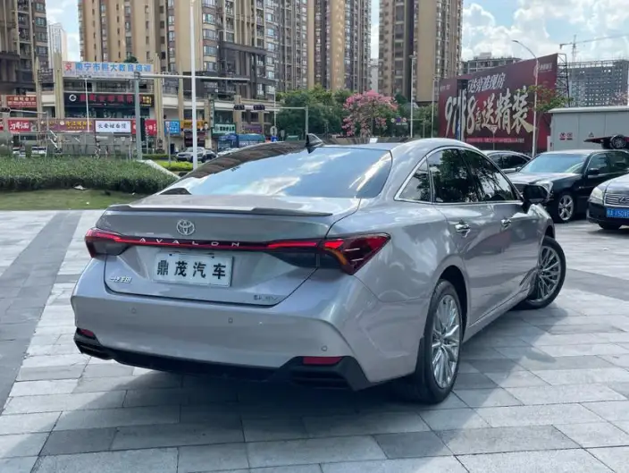 Toyota Avalon 2024 Model Intelligent Hybrid 2.0L E-CVT Deluxe Edition – фото 7