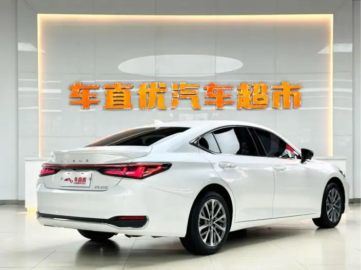 Lexus ES 2025 Model 200 Premium – фото 5