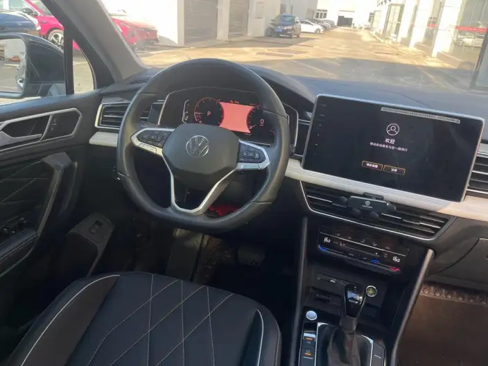 Volkswagen Tiguan L 2024 Model 300TSI 2WD Smart Edition – фото 10