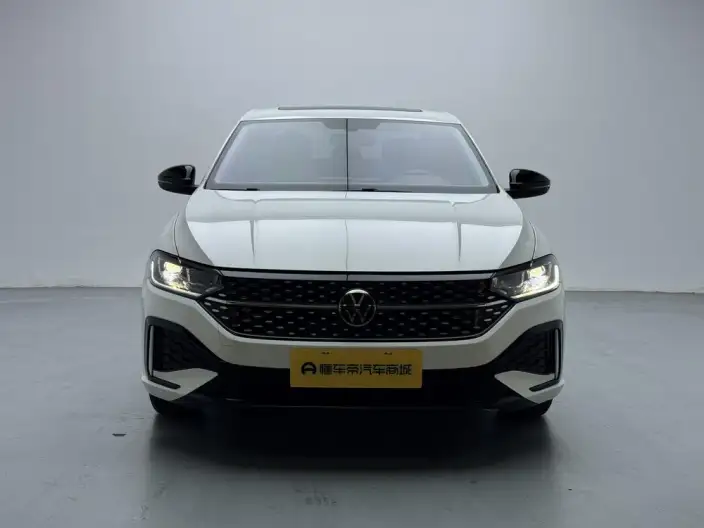 Volkswagen Lavida 2023 Model 1.5L Automatic Starry Sky Five Million Edition – фото 2